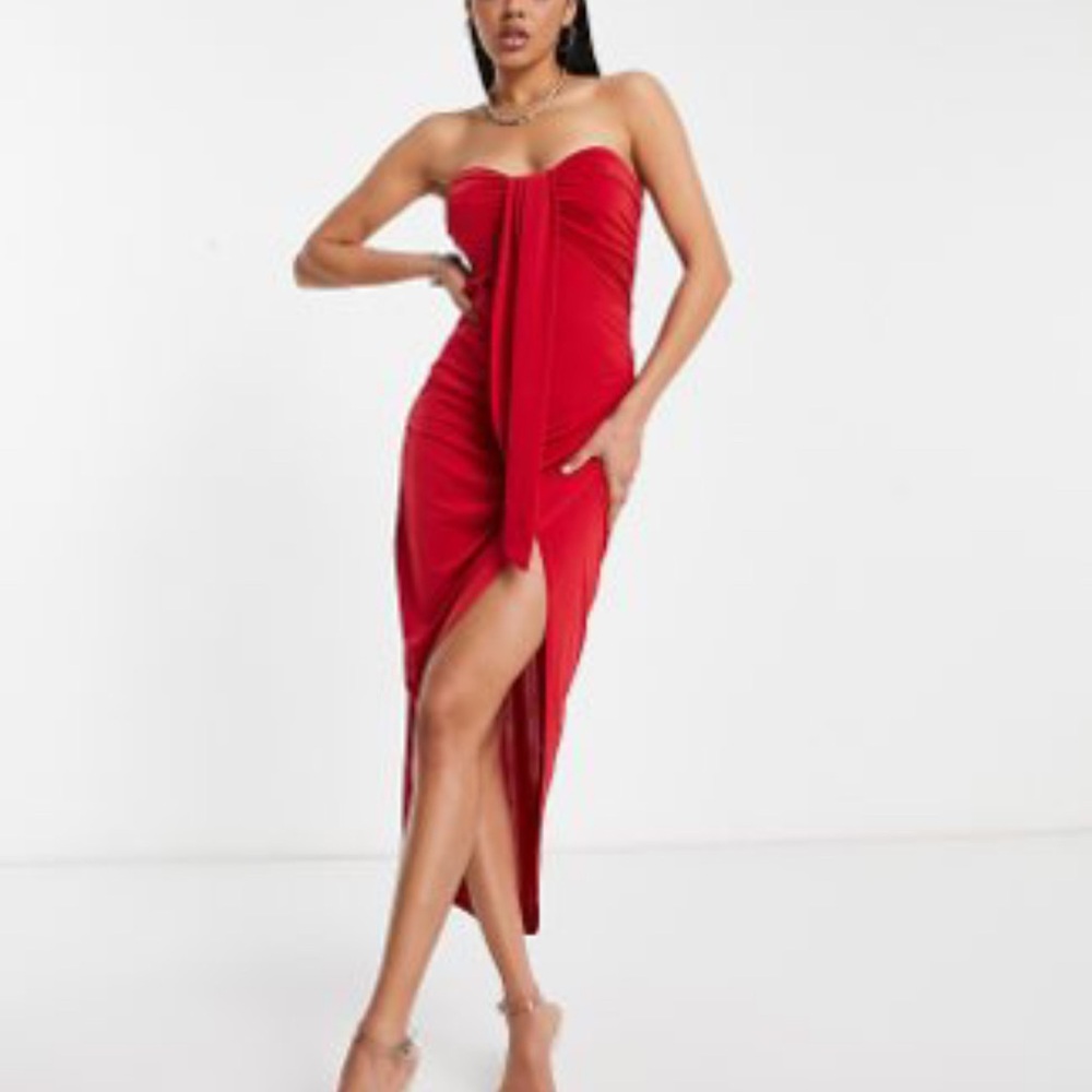 Elegant Red Strapless Dress